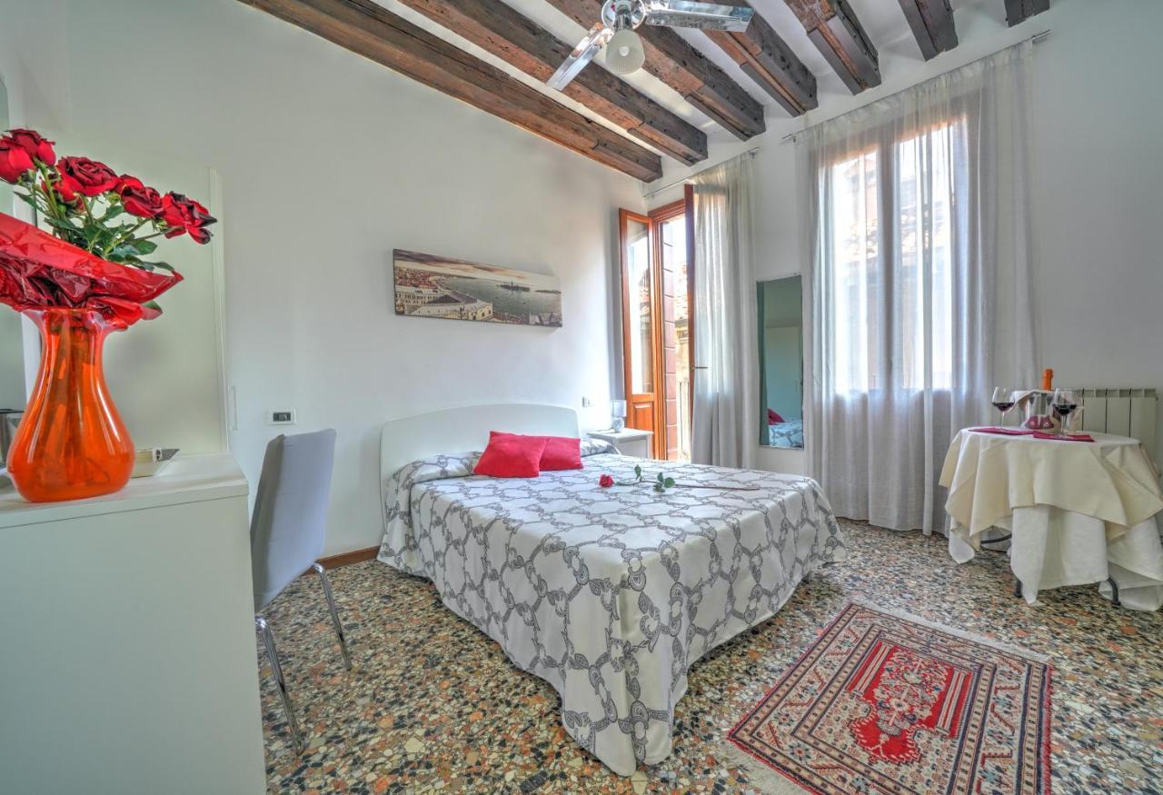 Residenza Briati Hotel Venice Exterior photo
